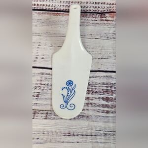 Vintage Plastic Pie Server Blue Floral Design Hanging Kitchen Utensil